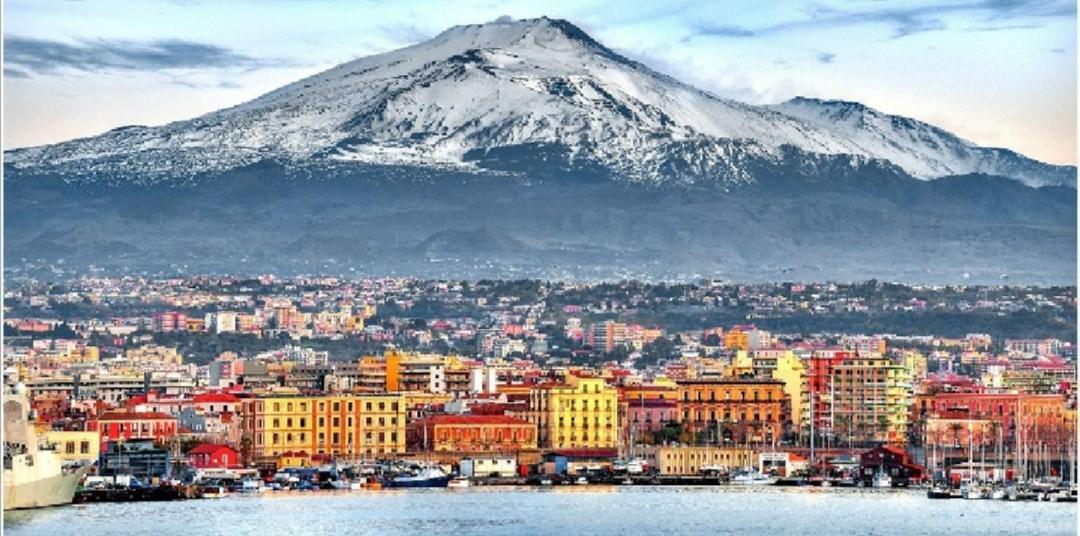 B&B La Norma Катания Екстериор снимка